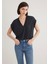 Lux Touch TENCEL TM V Yaka Siyah Modal Tişört 1612250-900 1
