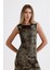 Yırtmaçlı Kolsuz Likralı Viskon Elbise ELB35734 Haki Batik 4