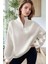 Kadın Ekru Kırık Beyaz Balıkçı Yaka 3 Iplik Içi Polarlı Şardonlu Oversize Sweatshirt 1
