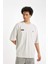 %100 Pamuk Loose Fit Bisiklet Yaka Sırt Baskılı Kısa Kollu Tişört B8950AX24AU 4