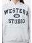 Kadın Kapüşonlu Düşük Kol Uzun Kalın Polarlı Kanguru Cepli Slogan Baskılı Örme Sweatshirt 4