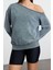 Bol Asimetrik Yaka Düşük Kol Uzun Yıkamalı Geniş Kalıp Asimetrik Yaka Kalın Örme Sweatshirt 2