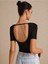 V Yaka Sırtı Açık Ipli Siyah Renk Fitilli Kısa Kollu Slim Fit Crop Top Bluz 1