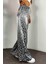 Leopar Desen Parlak Saten Pantolon Gri 4