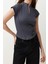 Moda Fermuarlı Yaka Örme Slim Düz Desen Casual Günlük Crop Kısa Kol Bluz 3