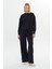 Yuvarlak Yakalı Asimetrik Kesim Lacivert Sweatshirt 2