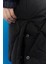 Regular Fit Normal Kesim Kapüşonlu Uzun Şişme Mont 7