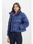 Loose Fit Rahat Kesim Pembe Şişme Mont 2