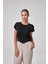 Kadın Kısa Kollu Sıfır Yaka Bluz - T-Shırt 2