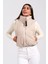 Bej Sırtı Taş Işlemeli Dik Yaka Kısa Şişme Yelek 5