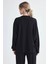 Yuvarlak Yaka Kenarı Şeritli Oversize Bluz 5