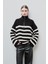 Dik yaka çizgili örgü kazak 3