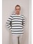 Erkek Beyaz Bisiklet Yaka Yatay Çizgili Waffle Sweatshirt 1