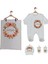Ekru Renk Organik Baskılı %100 Pamuk Tulum, Şapka, Eldiven, Battaniye Isimli Bebek Seti 1