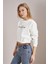 Kadın Ekru Bisiklet Yaka Lovers Lane Baskılı Üç Iplik Crop Sweatshirt 3