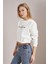 Kadın Ekru Bisiklet Yaka Lovers Lane Baskılı Üç Iplik Crop Sweatshirt 3