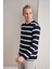 Erkek Lacivert Bisiklet Yaka Yatay Çizgili Waffle Sweatshirt 3