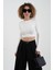 Ekru Parmak Detaylı Crop Bluz 1