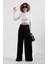 Ekru Parmak Detaylı Crop Bluz 3