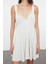 Moda Stil Regular V Yaka Midi Boy Ekru Dokuma Cut Out Pencere Plaj Elbisesi 2