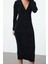 Moda Stil Fitted Kruvaze Midi Boy Vücuda Oturan V Yaka Simli Örme Elbise 1