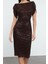 Moda Stil Fitted Kayık Yaka Midi Boy Vücuda Oturan Parıltılı Örme Payet Şık Abiye Elbise 1