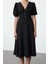 Moda Stil Fitted V Yaka Midi Boy Elbise 3