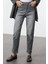 Stil Kadın Moda Denim Kot Pantolon Uzun Boru Paça Gri Yüksek Bel Comfort Mom Jeans 3