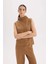Regular Fit Balıkçı Yaka Kolsuz Bluz D9814AX24WN 4