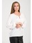 Yakası Aksesuarlı Bluz 5