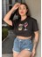 Kadın Siyah Bisiklet Yaka Baskılı Oversize Crop T-Shirt 4