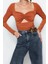 Kadın Moda Şık Crop Kalp Yaka Fitted Kalıp Örme Pencere Cut Out Detaylı Bluz TPRAW24BZ00028 2