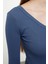 Kadın Regular Slim Kalıp Örme Fitted Vücuda Oturan Omzu Açık Fitilli Pamuklu Esnek Bluz 4
