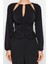 Kadın Moda Şık Regular Asimetrik Yaka Fitted Kalıp Örme Pencere Cut Out Detaylı Aksesuarlı Bluz 1