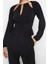 Kadın Moda Şık Regular Asimetrik Yaka Fitted Kalıp Örme Pencere Cut Out Detaylı Aksesuarlı Bluz 2
