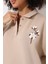 Bej Kadın Polo Yaka Göğsü Pamuk Dalı Nakış Işlemeli Oversize Sweatshirt - 2452 4