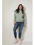 Yeşil Sırtı ve Kapüşonu Gül Dalı Nakışlı Kapüşonlu Sweatshirt - 2430 2