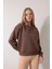 Kahverengi Sırtı Leylek Nakış Işlemeli Bisiklet Yaka Sweatshirt - 2436 4