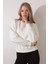Ekru Arkası Gül Nakışlı Bisiklet Yaka Sweatshirt - 2432 4