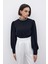Yaka Aksesuarlı Bluz - Siyah 1