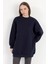 Kadın Lacivert Üç İplik Pamuklu Ribanalı Bisiklet Yaka Oversize Sweatshirt - 2523 6