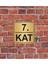 7. Kat Yazılı Metal Yönlendirme Levhası 15 x 15 cm Altın 1