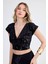 V Yaka Pullu Crop Bluz 2