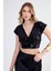 V Yaka Pullu Crop Bluz 3