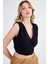 Sıfır Kol V Yaka Crop Modal Bluz 3