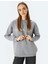 Arkası Baskılı Kapüşonlu Rahat Kalıp Sweatshirt 1