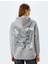 Arkası Baskılı Kapüşonlu Rahat Kalıp Sweatshirt 4