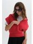 Kırmızı Yaka Detaylı Triko Süveter 2