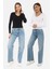 V Yaka Slim Fit Tişört 2'li Satış-Siyah-Beyaz 1