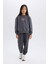 Kız Çocuk Disney Mickey Mouse &Friends Oversize Geniş Kalıp Kapüşonlu Sırt Baskılı Sweatshirt D4378A824WN 2